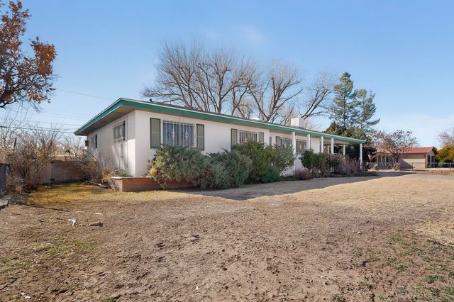 1608 McDonald Road NW, Albuquerque, NM 87107