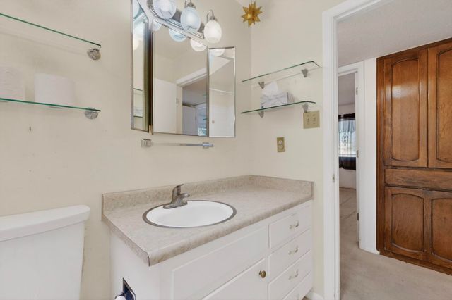 1608 McDonald Road NW, Albuquerque, NM 87107