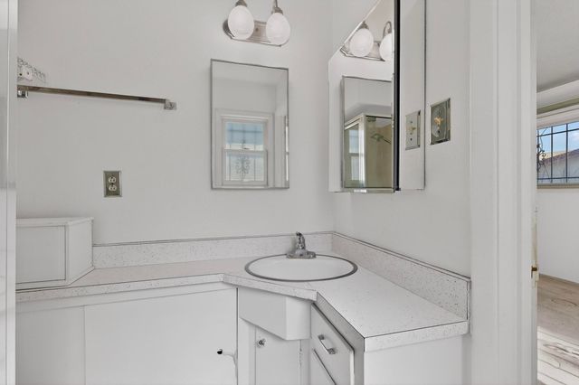 1608 McDonald Road NW, Albuquerque, NM 87107