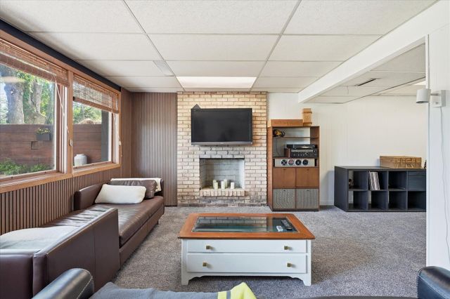 8015 Wynnwood Road, Golden Valley, MN 55427