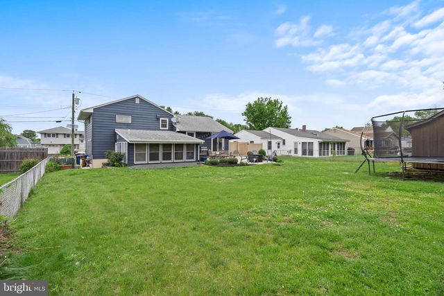 21 GREENWOOD DR, Bordentown, NJ 08505