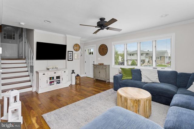 21 GREENWOOD DR, Bordentown, NJ 08505
