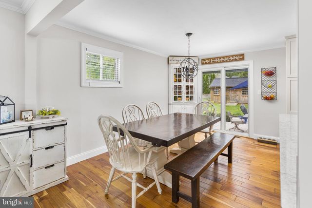 21 GREENWOOD DR, Bordentown, NJ 08505