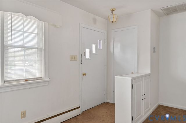 400 Seabury Ave, Sandston, VA 23150