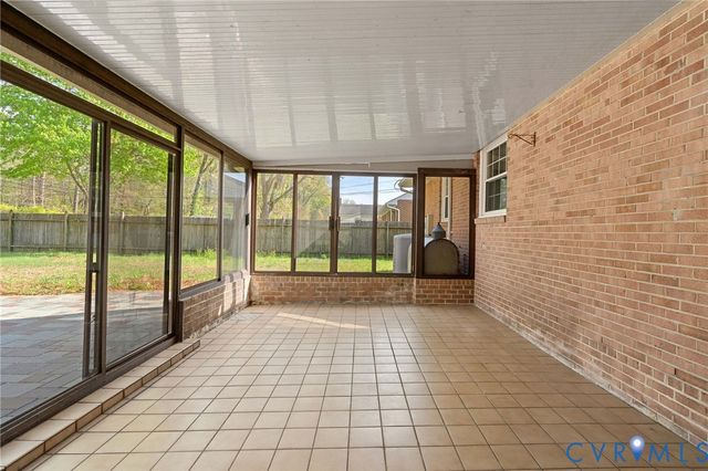 400 Seabury Ave, Sandston, VA 23150