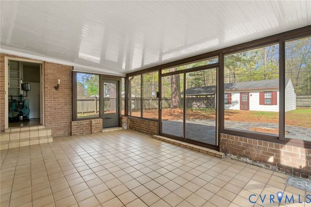 400 Seabury Ave, Sandston, VA 23150