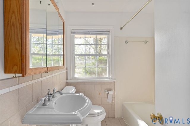 400 Seabury Ave, Sandston, VA 23150