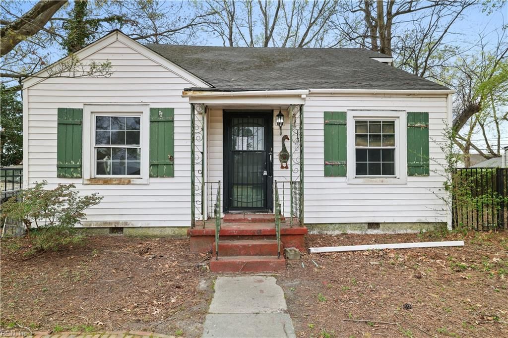 4205 Nautilus AVE, Chesapeake, VA 23325