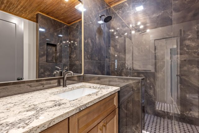 4613 Anderson Pike, Signal Mountain, TN 37377