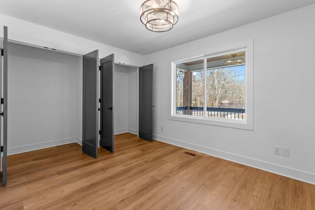 4613 Anderson Pike, Signal Mountain, TN 37377