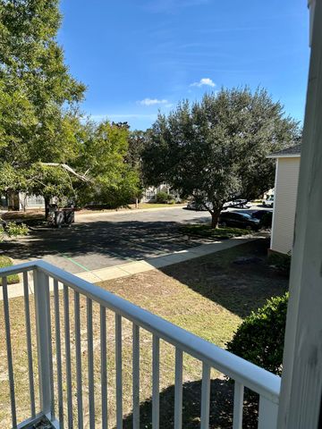 1501 N Partin Drive 211, Niceville, FL 32578