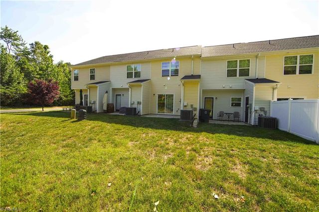 127 sommerwall Place, Greensboro, NC 27405