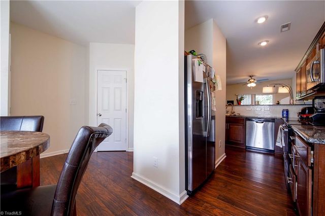 127 sommerwall Place, Greensboro, NC 27405