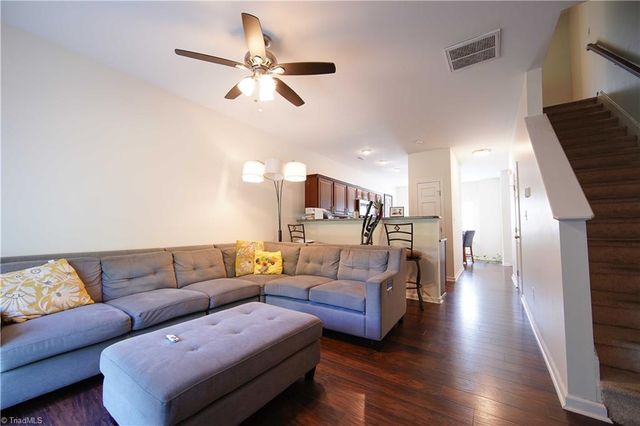 127 sommerwall Place, Greensboro, NC 27405