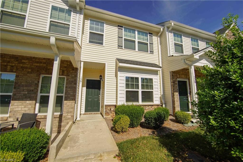 127 sommerwall Place, Greensboro, NC 27405