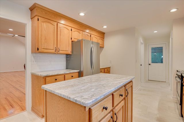 301 Misty Cove, Mccormick, SC 29835