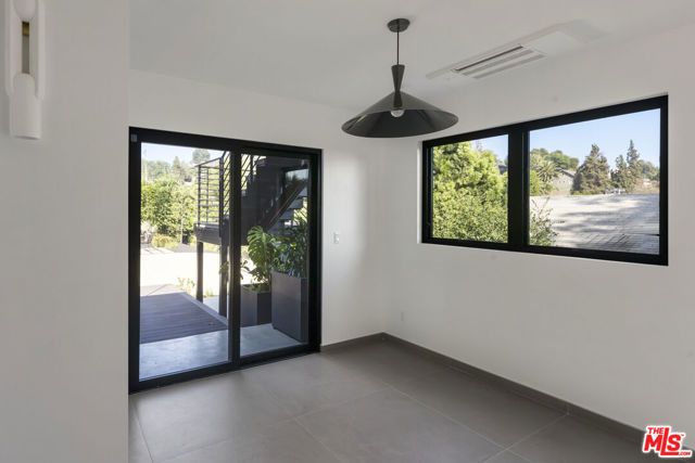 2287 Baxter Street, Los Angeles, CA 90039