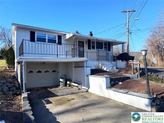 9 West Jewel Street, Roseto Boro, PA 18013