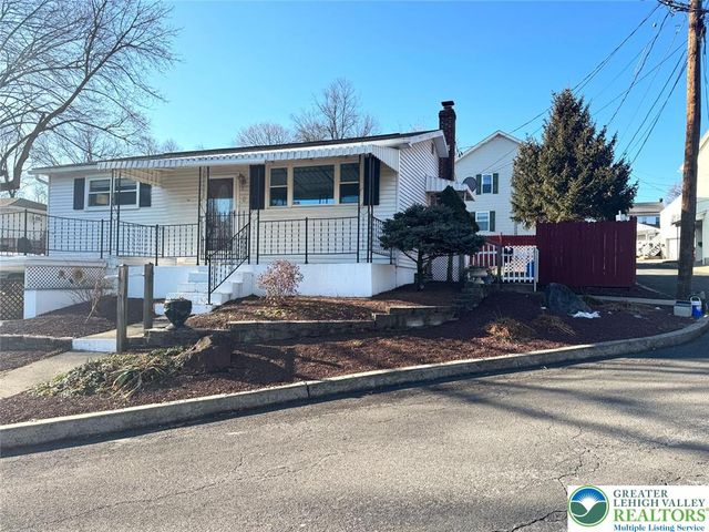 9 West Jewel Street, Roseto Boro, PA 18013