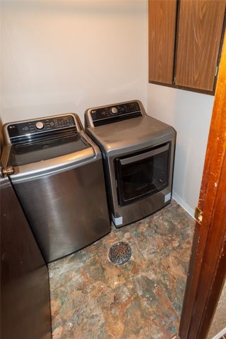 4633 Lockner Drive 3, Urbandale, IA 50322