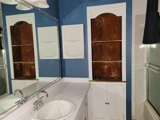 2010 ALGERIA STREET NE, Palm Bay, FL 32905