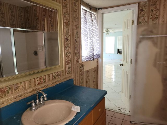 2010 ALGERIA STREET NE, Palm Bay, FL 32905