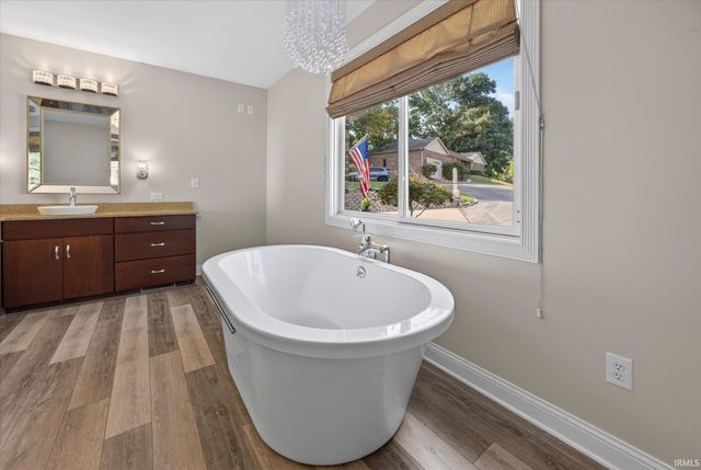 9960 S Saint Andrews Court, Bloomington, IN 47401