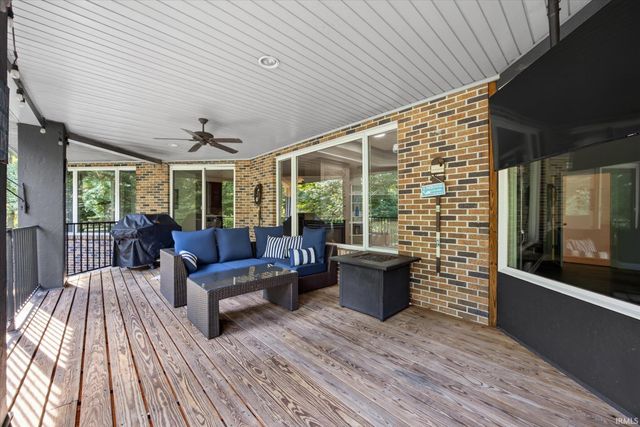 9960 S Saint Andrews Court, Bloomington, IN 47401