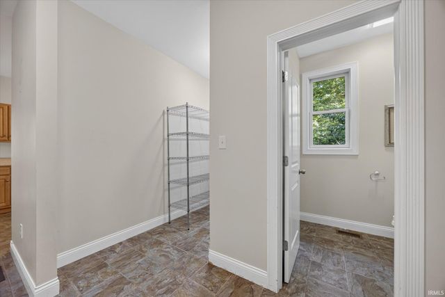 9960 S Saint Andrews Court, Bloomington, IN 47401
