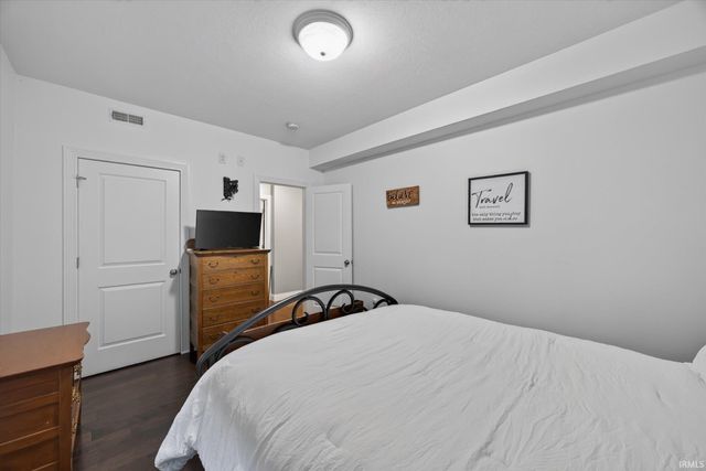 9960 S Saint Andrews Court, Bloomington, IN 47401
