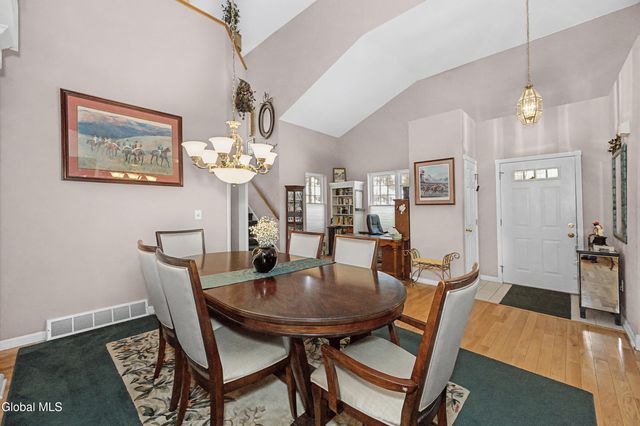 3 Donegal Way, Wilton, NY 12866