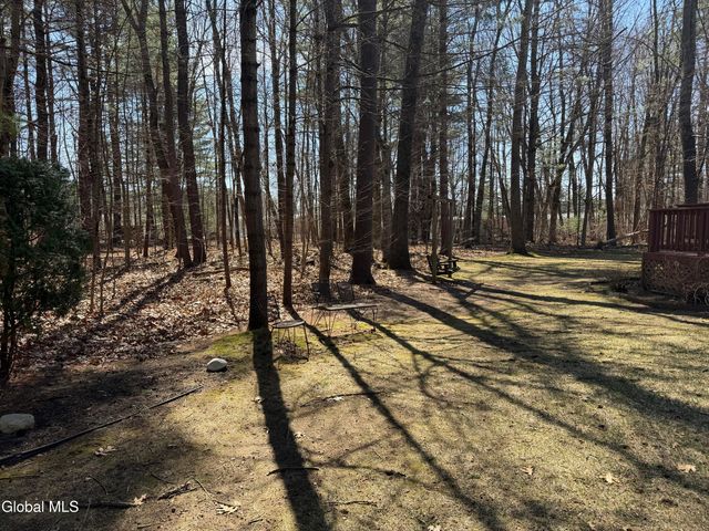 3 Donegal Way, Wilton, NY 12866