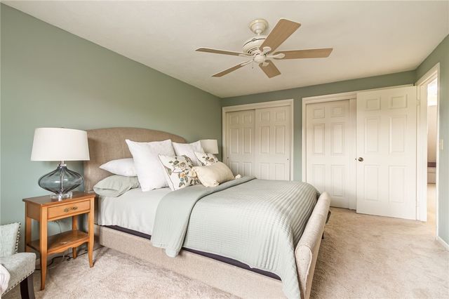 7 Treetop Drive, Perinton, NY 14450