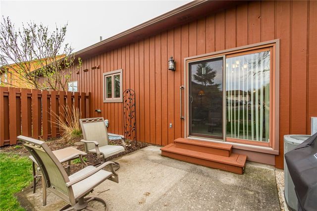 7 Treetop Drive, Perinton, NY 14450