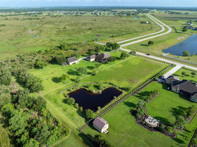 7706 Pebble Hill Lane, Rosharon, TX 77583