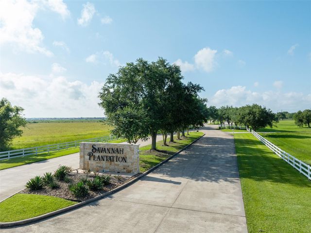 7706 Pebble Hill Lane, Rosharon, TX 77583