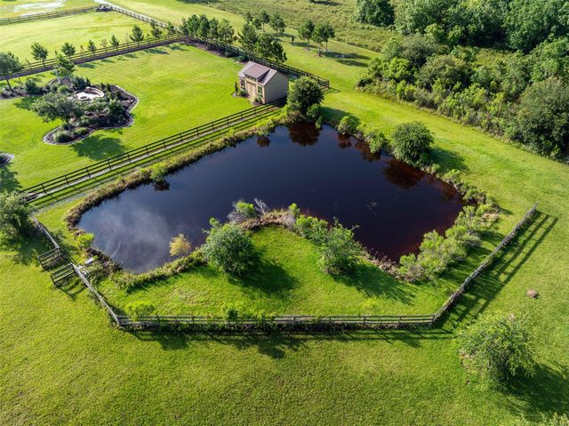 7706 Pebble Hill Lane, Rosharon, TX 77583