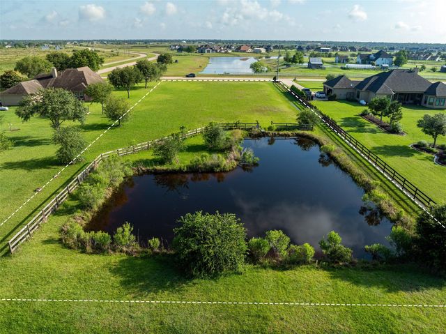 7706 Pebble Hill Lane, Rosharon, TX 77583
