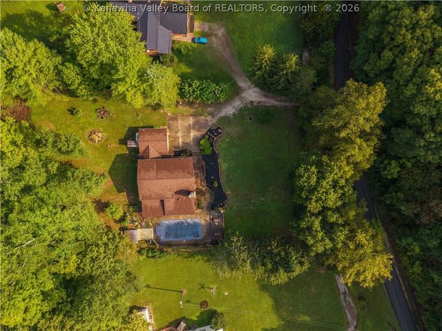 3816 Sams Fork Road, Hurricane, WV 25526