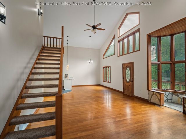 3816 Sams Fork Road, Hurricane, WV 25526