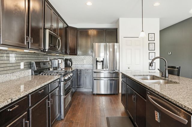 13447 W 107th Avenue, Dyer, IN 46311