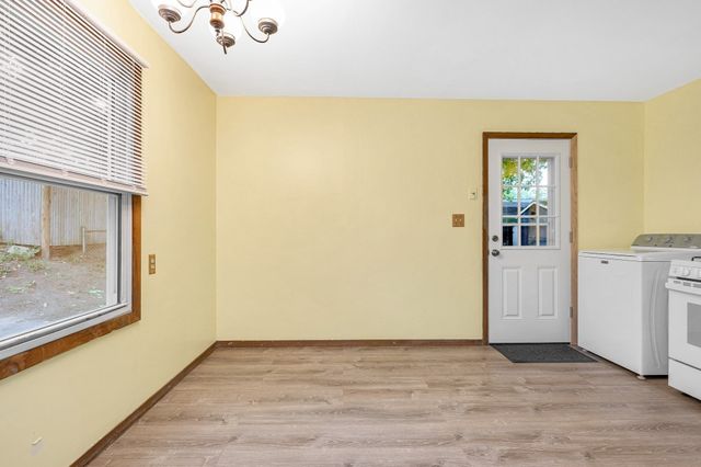 122 Fetherston Ave, Lowell, MA 01852