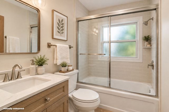 122 Fetherston Ave, Lowell, MA 01852