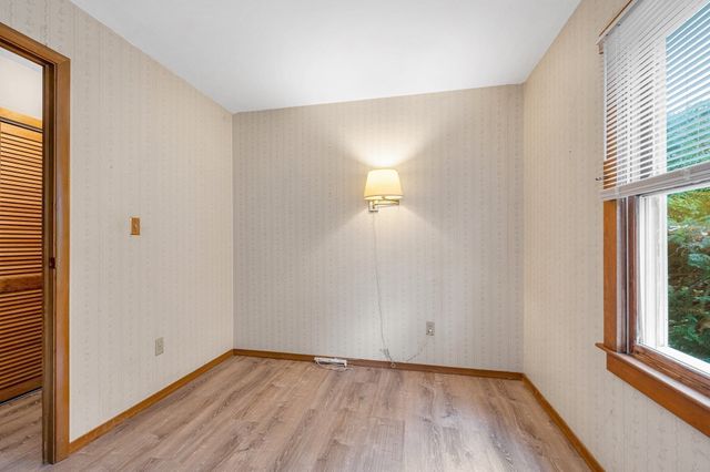 122 Fetherston Ave, Lowell, MA 01852
