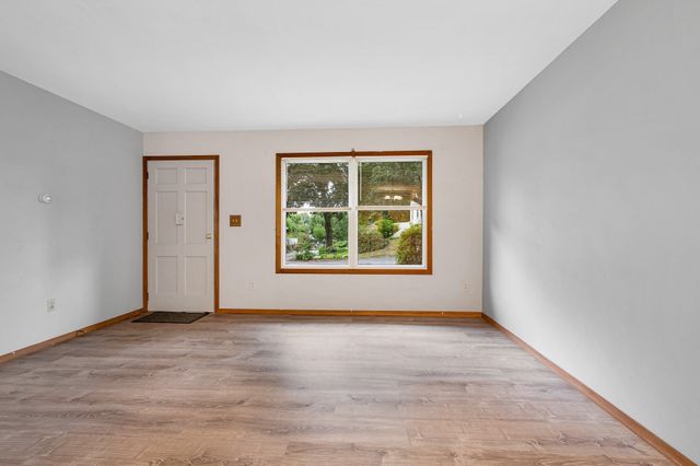 122 Fetherston Ave, Lowell, MA 01852
