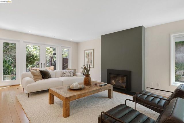 454 Vincente Ave, Berkeley, CA 94707