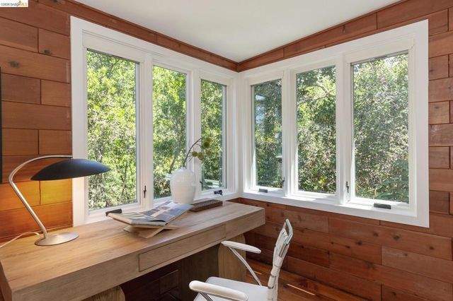 454 Vincente Ave, Berkeley, CA 94707