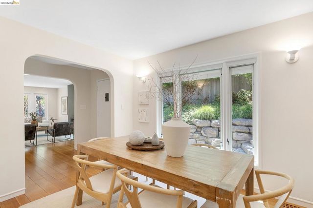 454 Vincente Ave, Berkeley, CA 94707