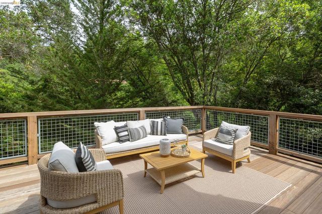 454 Vincente Ave, Berkeley, CA 94707