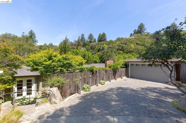 454 Vincente Ave, Berkeley, CA 94707